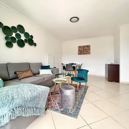 Bel Apt Avec Terrasse Et Piscine By Weekome *
